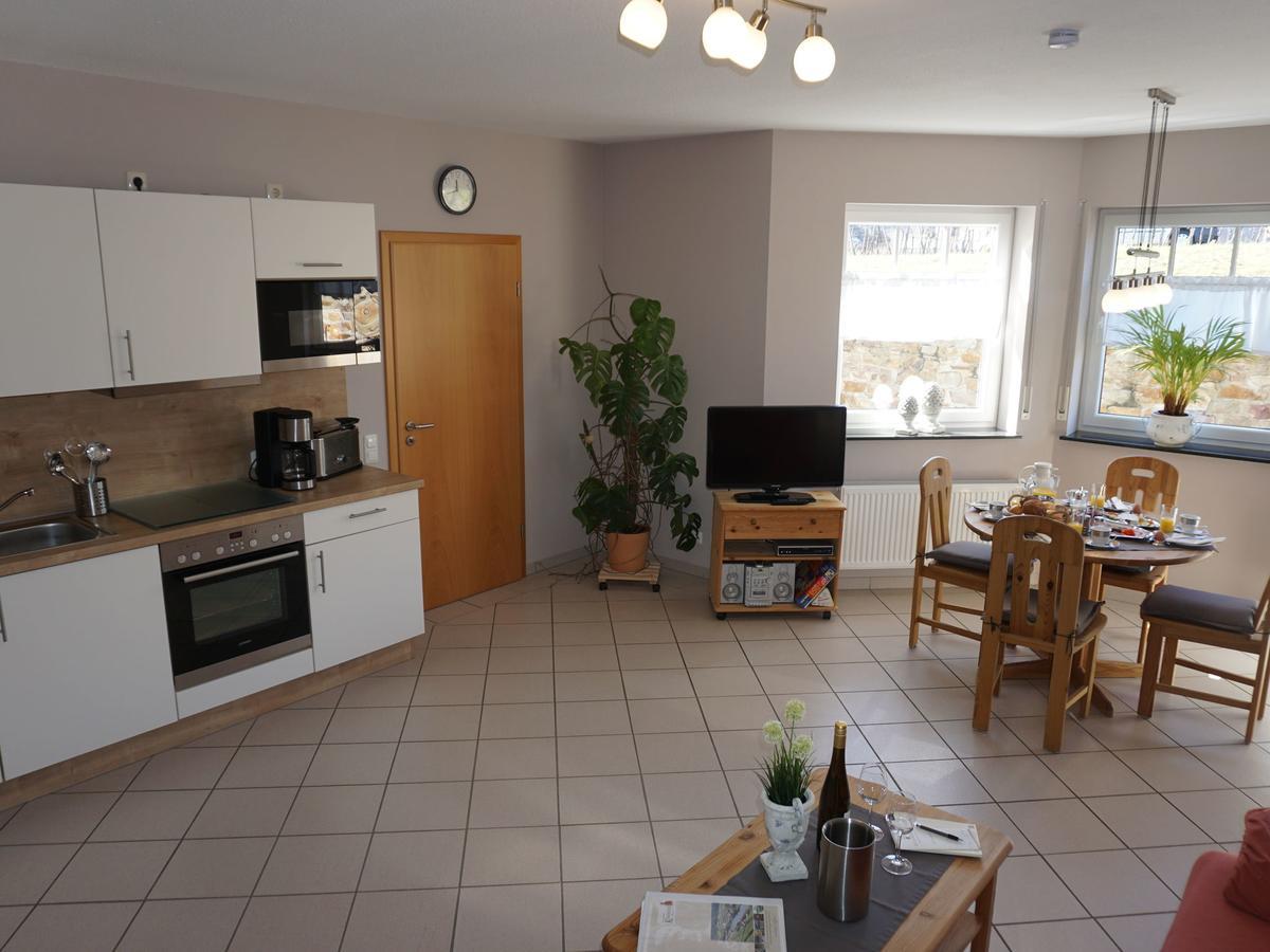 Sch Ne Wohnung In Der Moselregion Kinheim エクステリア 写真